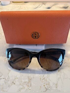 Tory Bruch TY7095 Sunglasses-Black/Tortoise dark brown Gradient 54mm